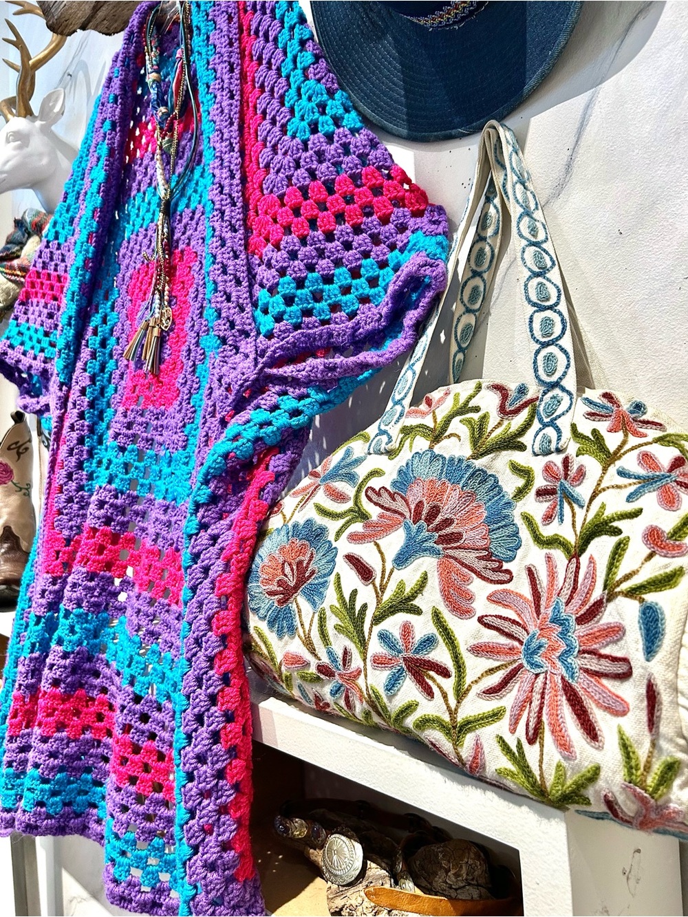 Giveaway SAT Aug 29@11AM during my posh curated live BAG + GRANNY knit duster